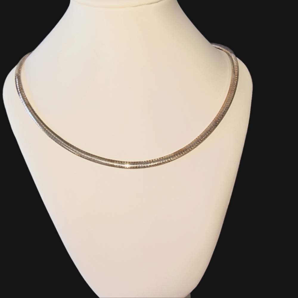Vintage Sterling Silver Italian 18 Inch Omega Chain Necklace - Picture 6 of 10